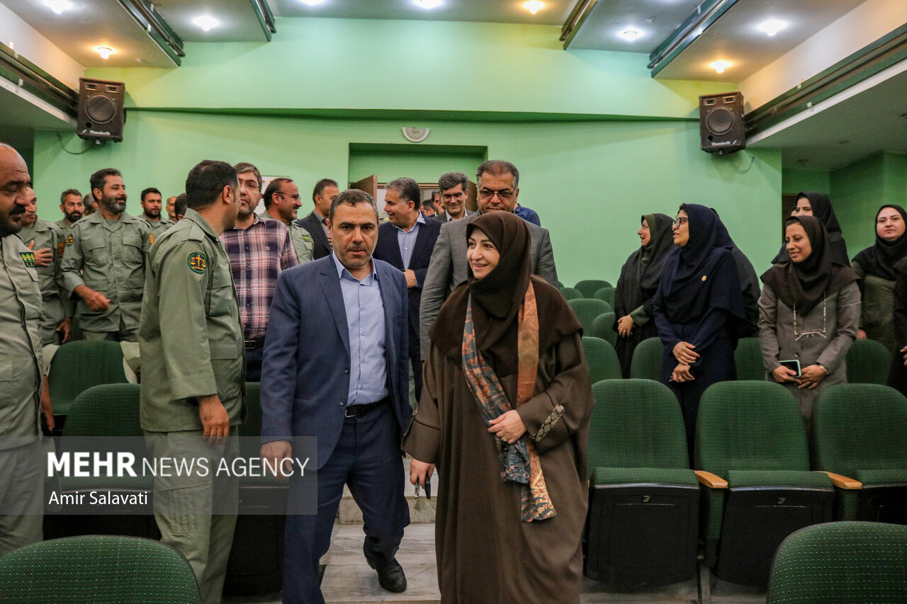 «شینا انصاری» سمنان را به مقصد تهران ترک کرد - خبرگزاری سفیر افلاک | اخبار ایران و جهان