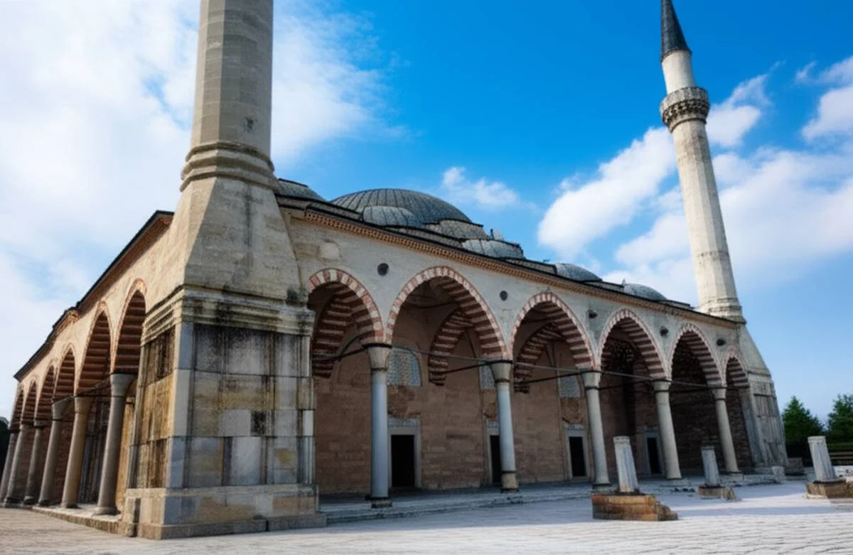 مسجد عیسی بیگ: شاهکار معماری عثمانی در سلجوق