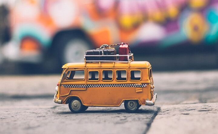 چرا بعد از دی ۴۰۴ سفر رفتن سخت‌تر و گران‌تر شد؟ | بررسی کامل دلایل گرانی سفر